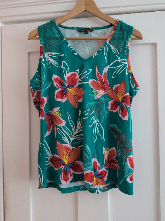 Love Tees green floral vest top Size 14